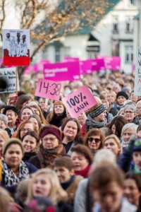 womensdemonstration_reykjavik_24oct2016_photo_bsrb_10_cropped